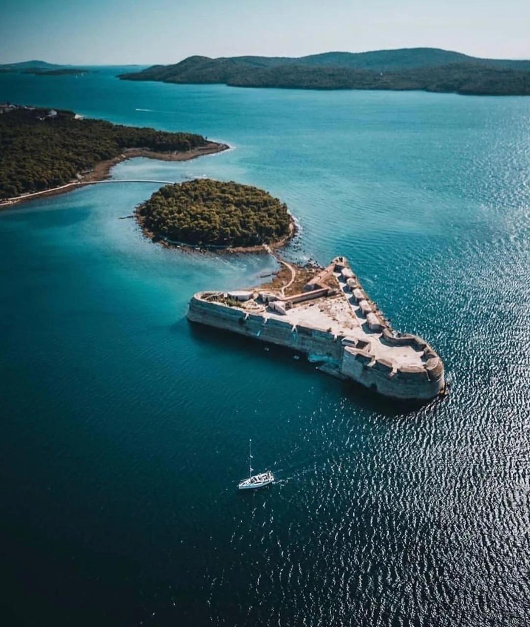 My Little Paradise Sibenik Bilik gambar